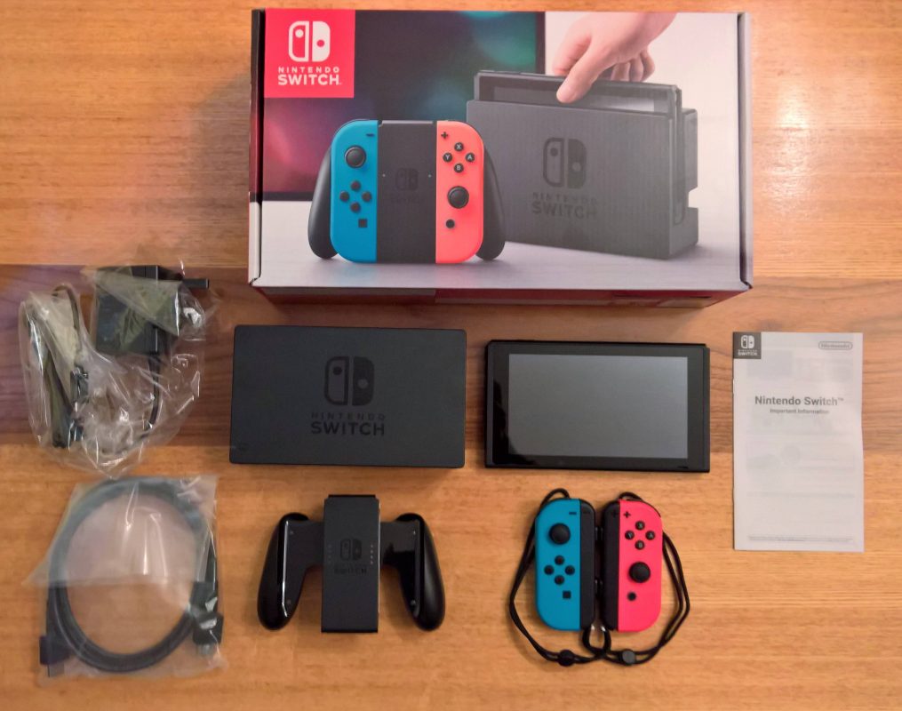 Trong Hộp Nintendo Switch