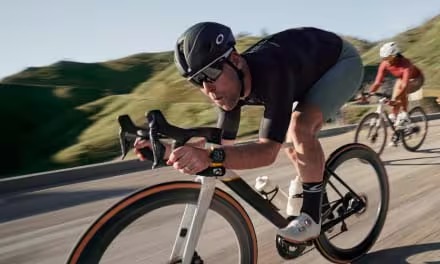 Oakley Vanguard Ben Bi Trong Moi Dieu Kien