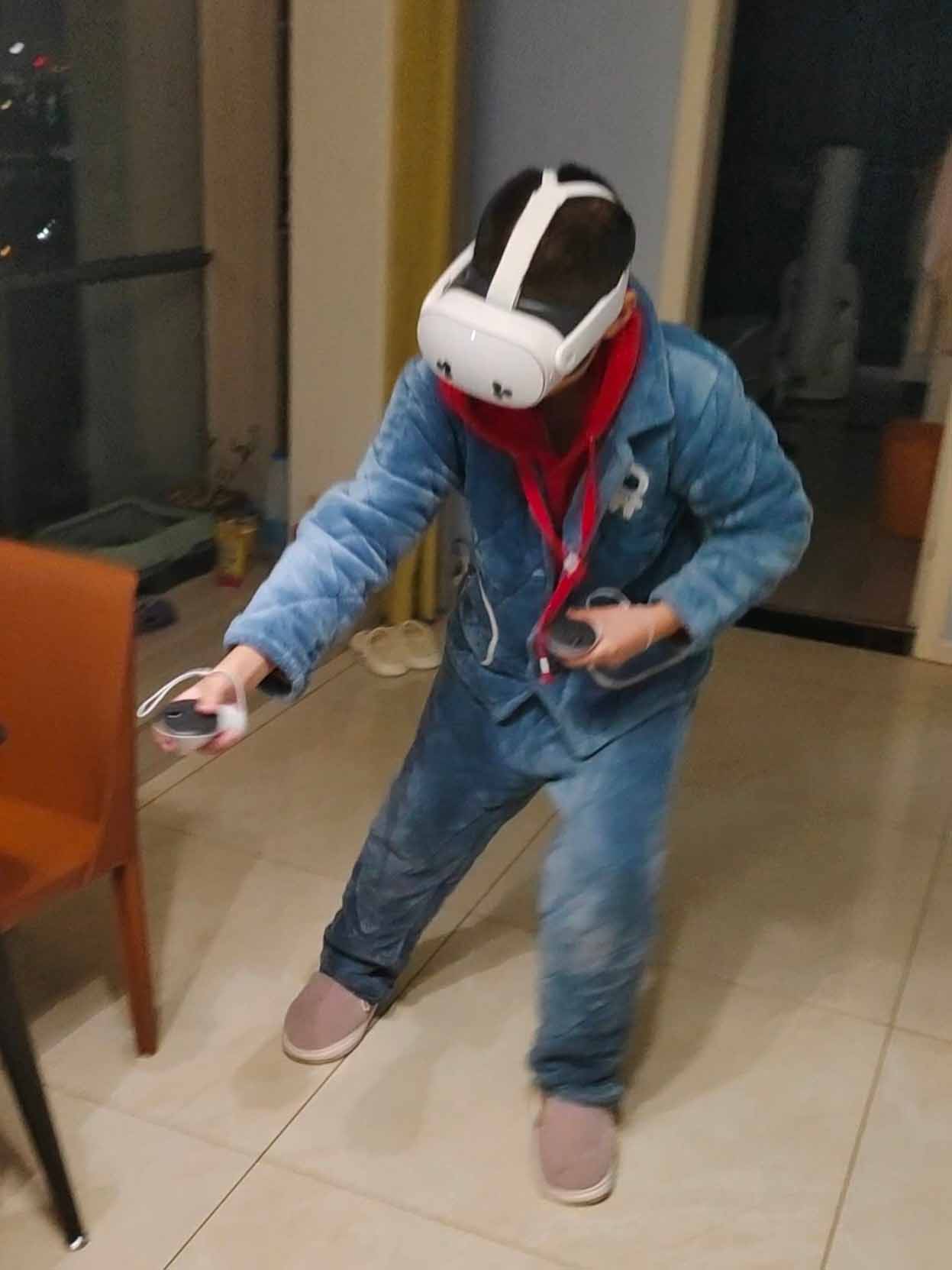 4611686018427382